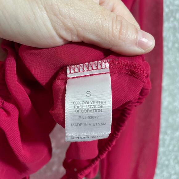 Bisou Bisou Women's Red Sheer Lace Cutout Shoulder Wrap Top - Size Small - Goth - Picture 5 of 6